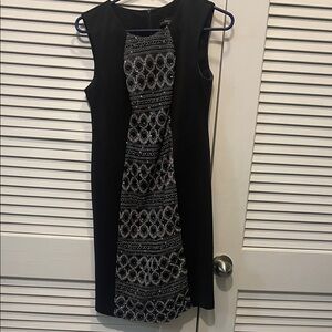 Elegant Black and Gray Patterned Dress